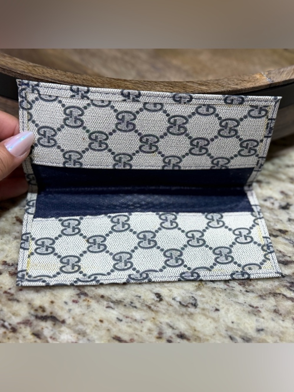 Vintage Gucci Canvas Monogram Wallet, makeup bag & Pouches - Picture 16 of 16